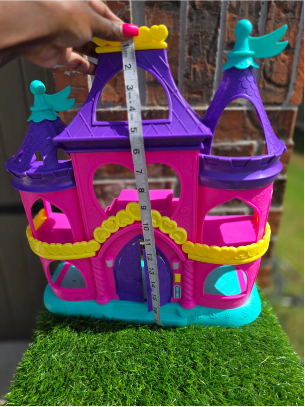 VTech Go! Go! Smart Friends Enchanted Princess Palace.
